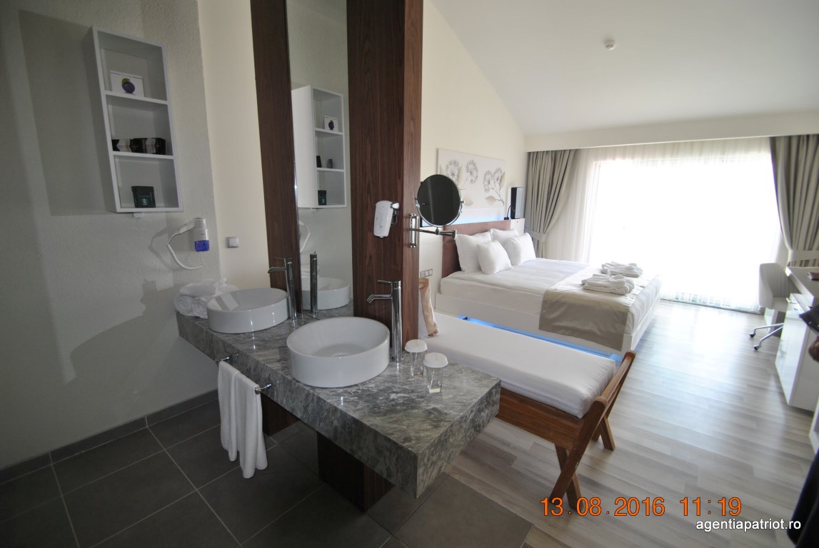 imagini hotel FLORA GARDEN KUSADASI